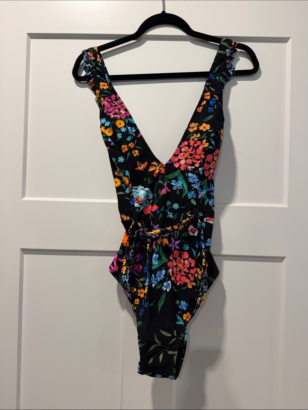 Skinnydippers Dora cross back  piece swimsuit size large nwot beautiful swimsui